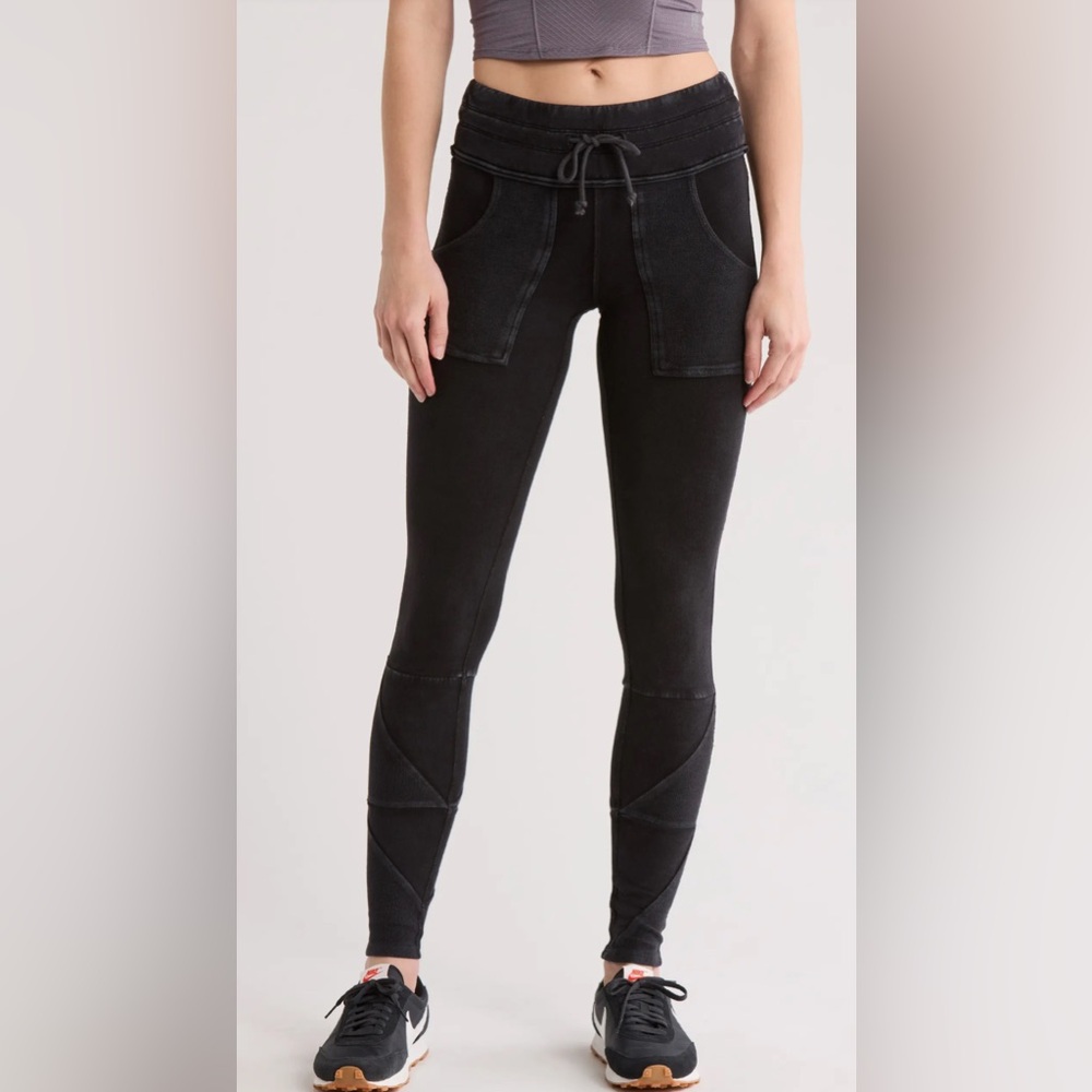 NWOT Free People FP Movement Kyoto Pocket Leggings Size: Medium